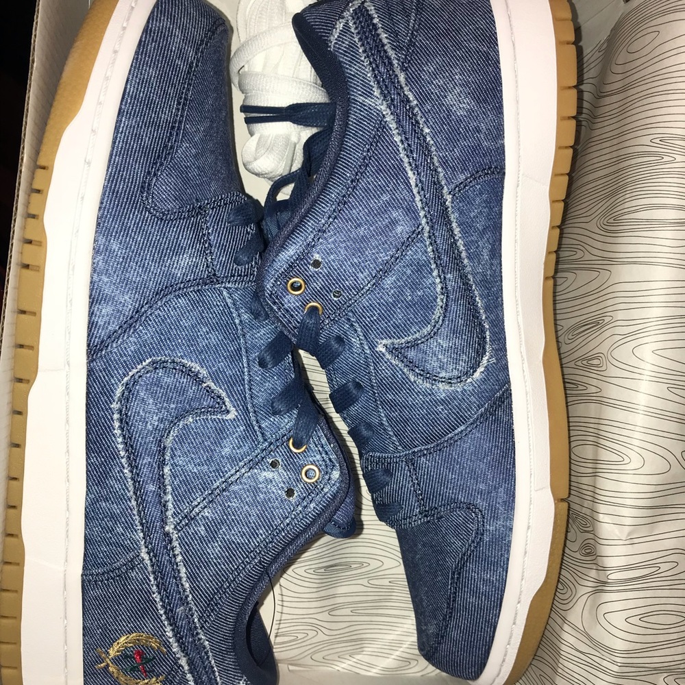 Nike sb dunk low size men 10.5